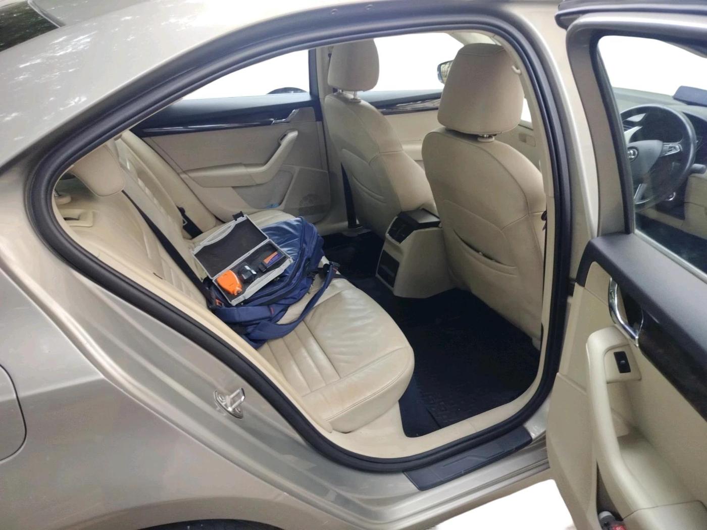 2016 Skoda Octavia STYLE PLUS AT 1.8 TSI, Petrol, Automatic, 67,698 km, interior