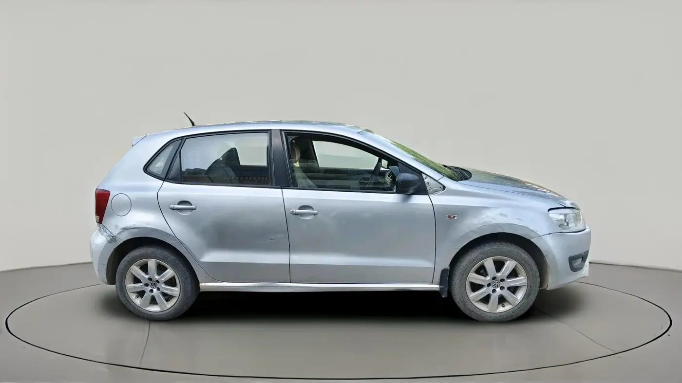 2011 Volkswagen Polo COMFORTLINE 1.2L PETROL, CNG, Manual, 1,36,820 km, exterior