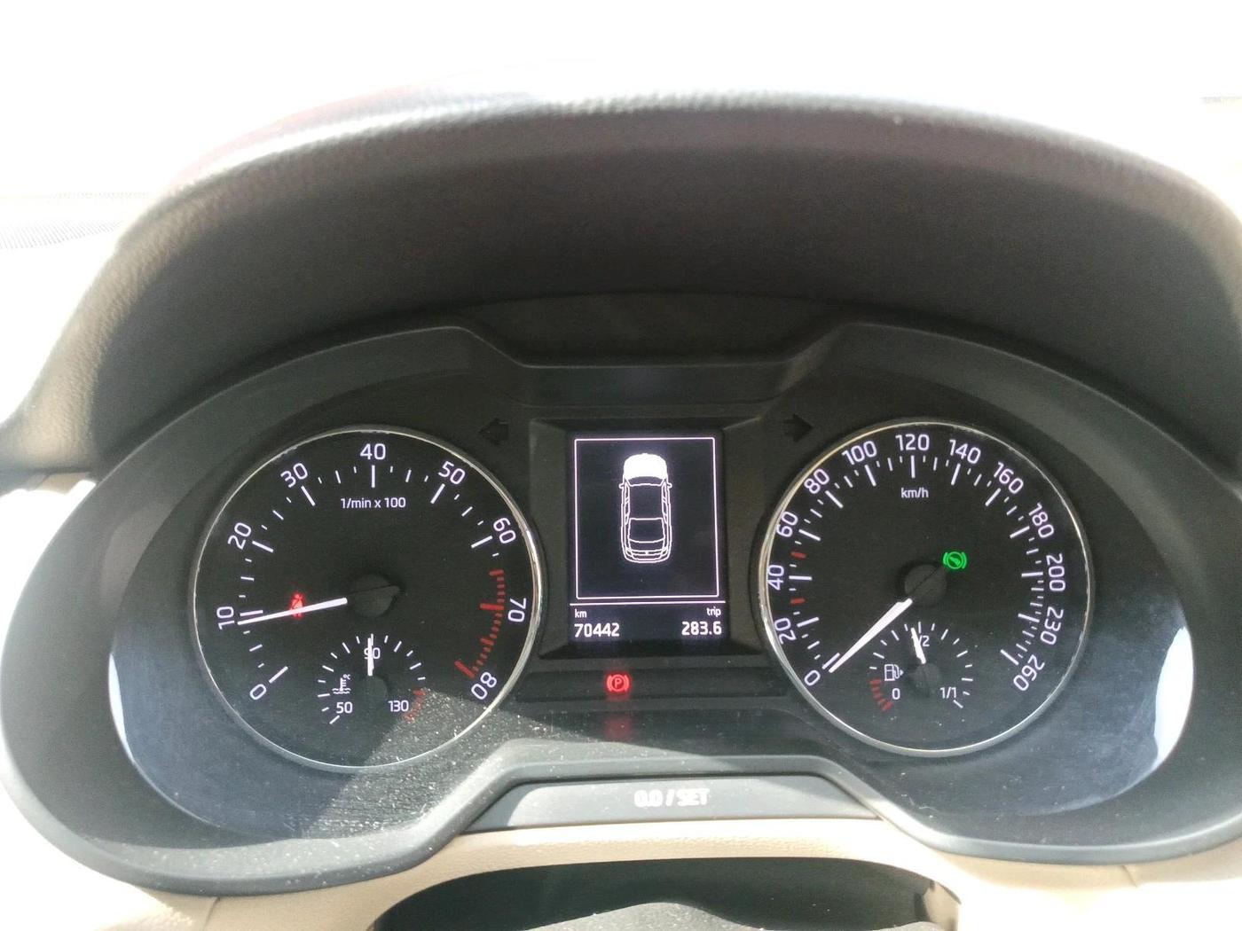 2016 Skoda Octavia STYLE PLUS AT 1.8 TSI, Petrol, Automatic, 70,442 km, interior
