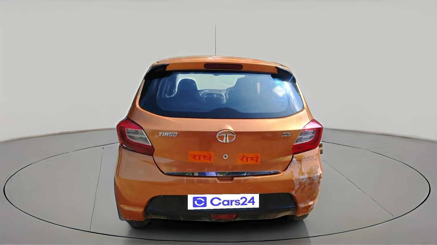 2016 Tata Tiago XM PETROL, CNG, Manual, 1,10,656 km, exterior