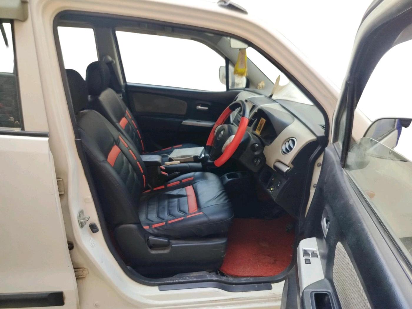 2016 Maruti Wagon R 1.0 LXI CNG, CNG, Manual, 1,62,358 km, interior