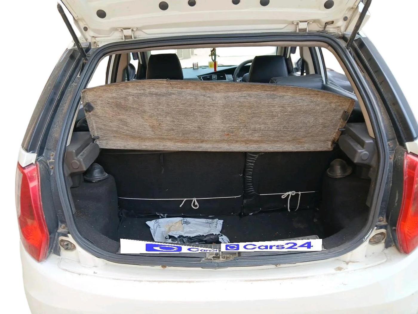2015 Tata Bolt XMS REVOTRON, Petrol, Manual, 1,15,439 km, exterior