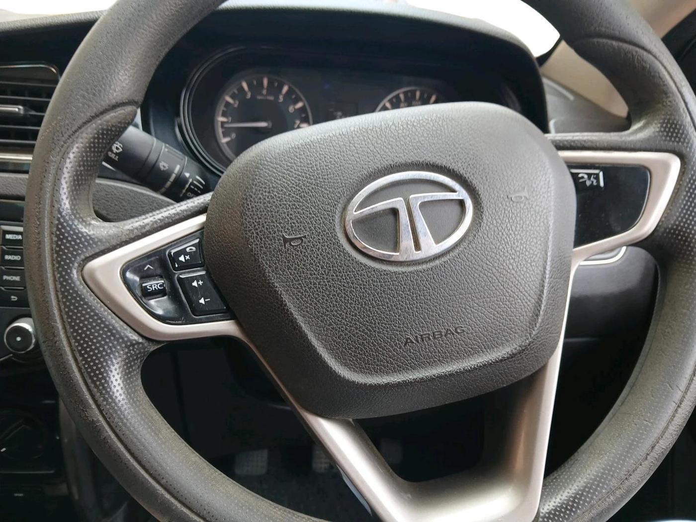 2015 Tata Bolt XMS REVOTRON, Petrol, Manual, 1,15,439 km, interior