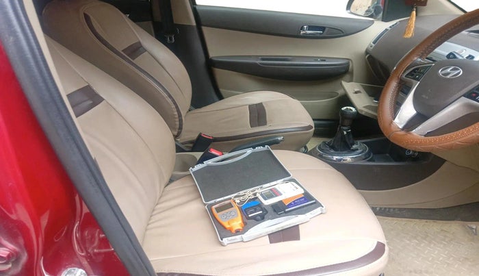 2011 Hyundai i20 SPORTZ 1.2, Petrol, Manual, 84,000 km, interior