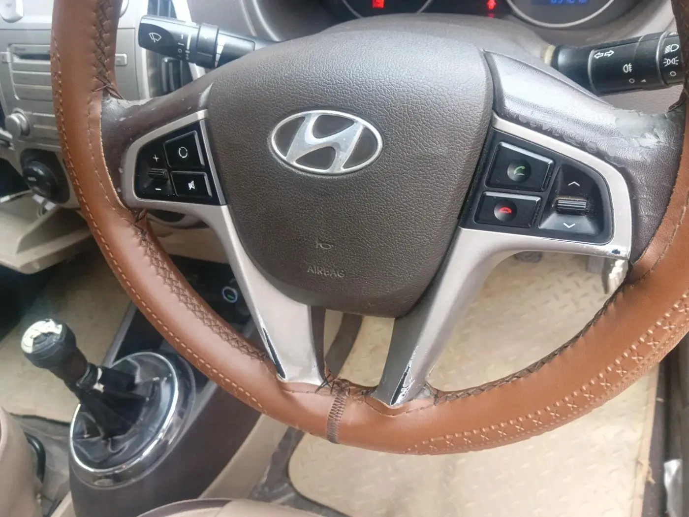 2011 Hyundai i20 SPORTZ 1.2, Petrol, Manual, 84,000 km, interior