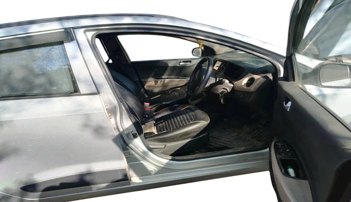 2019 Hyundai Grand i10 SPORTZ 1.2 KAPPA VTVT, CNG, Manual, 66,113 km, interior