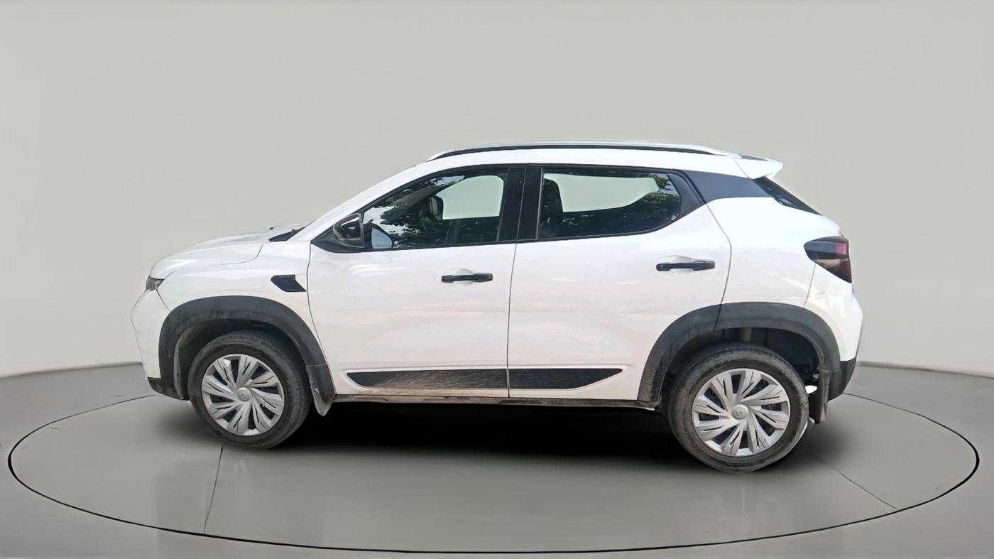 2022 Renault Kiger RXE MT, Petrol, Manual, 71,261 km, exterior