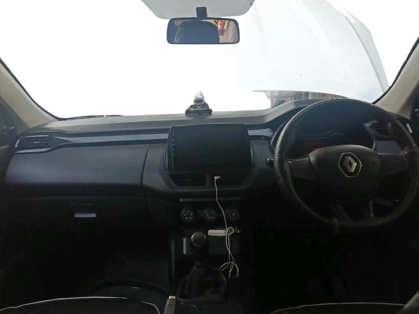 2022 Renault Kiger RXE MT, Petrol, Manual, 71,261 km, interior
