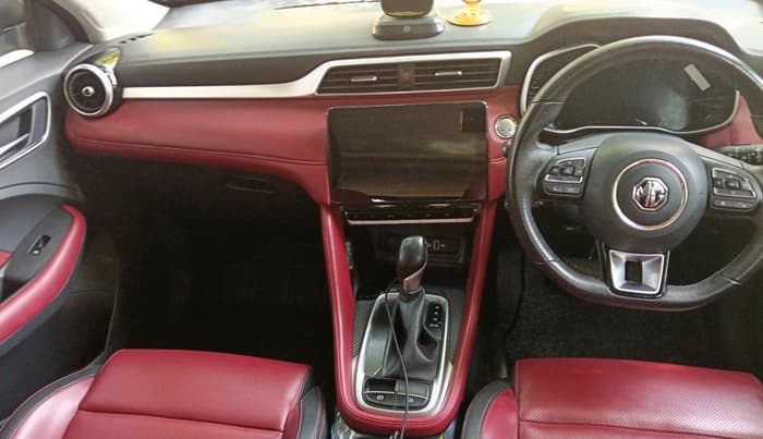 2023 MG ASTOR SAVVY 1.5 CVT S RED, Petrol, Automatic, 10,957 km, interior
