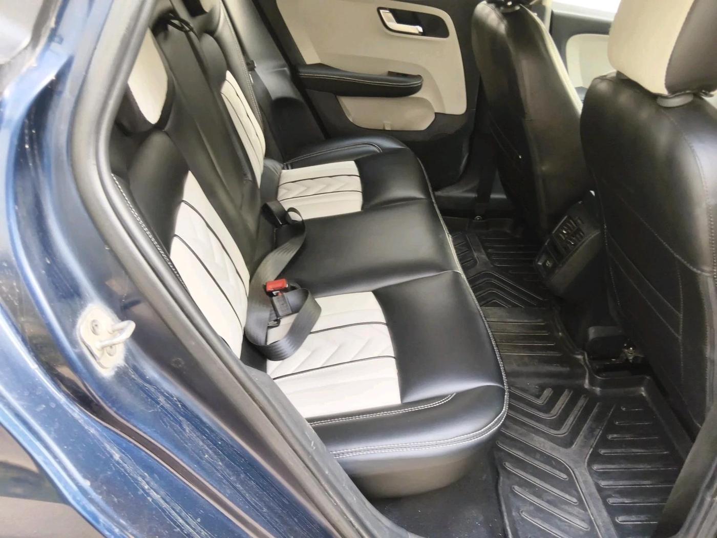 2023 Tata ALTROZ XZ CNG, CNG, Manual, 25,064 km, interior