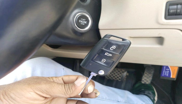 2022 Skoda SLAVIA STYLE 1.5L TSI DSG, Petrol, Automatic, 1,16,771 km, interior