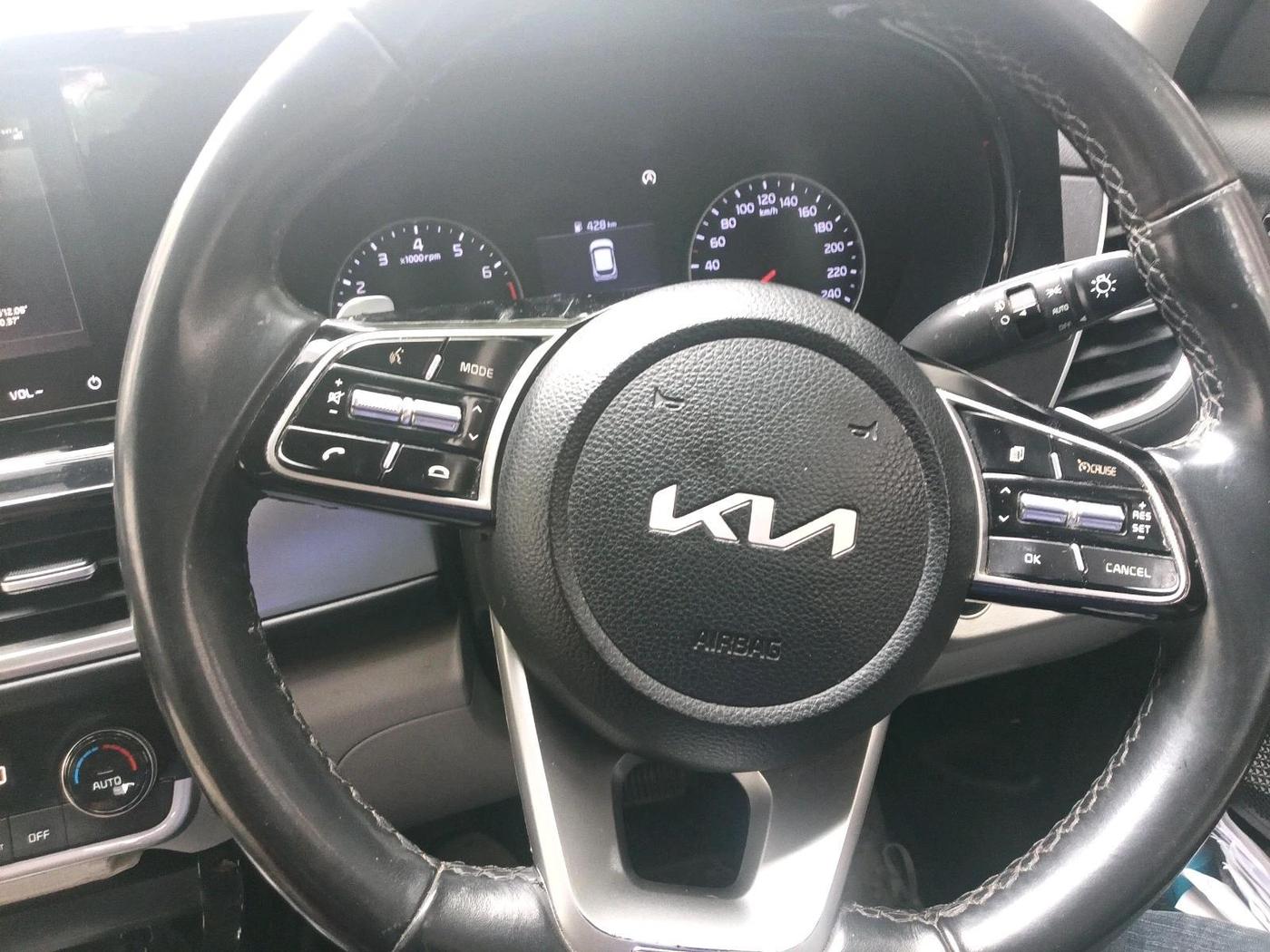 2023 KIA SELTOS  HTX IVT G, Petrol, Automatic, 49,355 km, interior