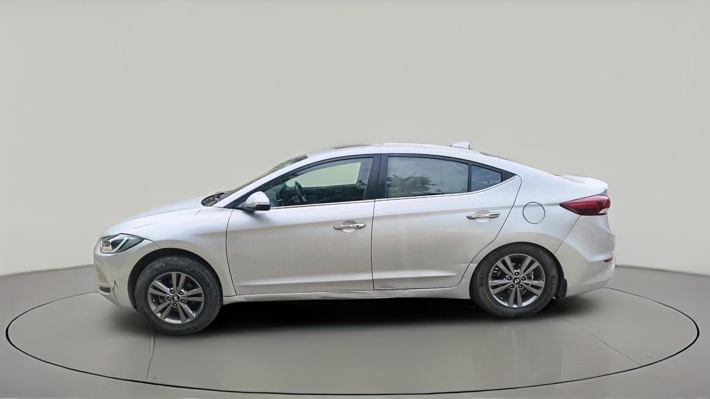 2016 Hyundai New Elantra 1.6 SX (O) AT DIESEL, Diesel, Automatic, 1,30,080 km, exterior