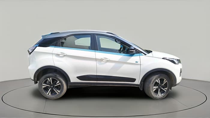 2022 Tata NEXON EV XZ PLUS, Electric, Automatic, 65,167 km, exterior
