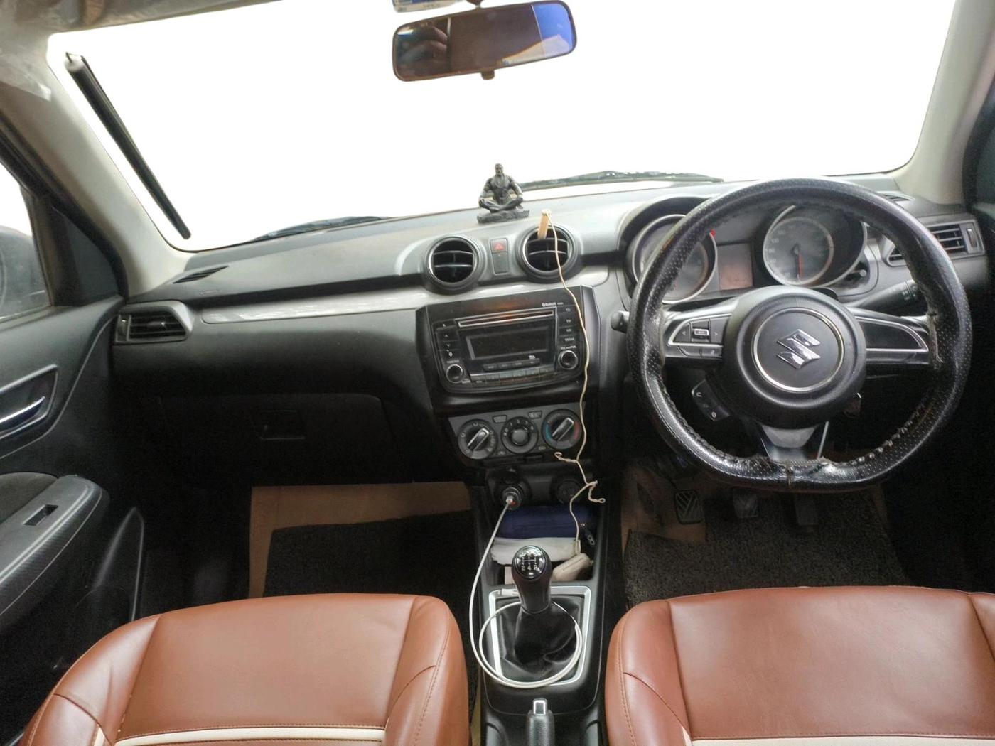 2019 Maruti Swift VXI, CNG, Manual, 99,983 km, interior