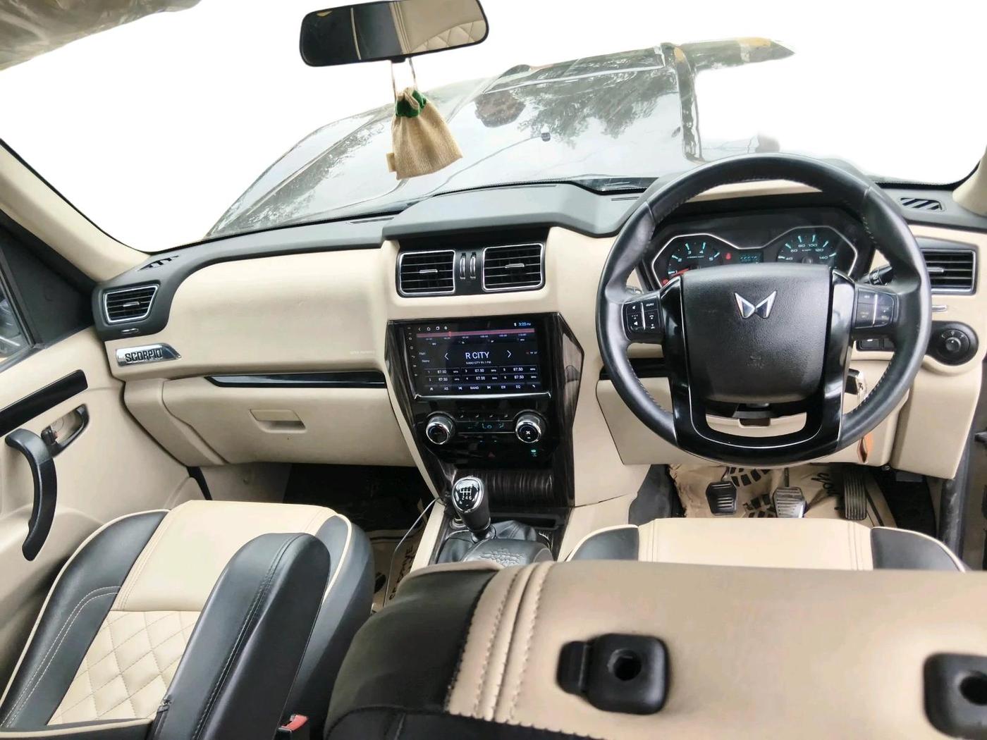 2024 Mahindra SCORPIO CLASSIC S11 MT 7S CC, Diesel, Manual, 50,483 km, interior