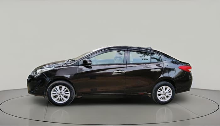 2018 Toyota YARIS VX CVT, Petrol, Automatic, 1,18,443 km, exterior