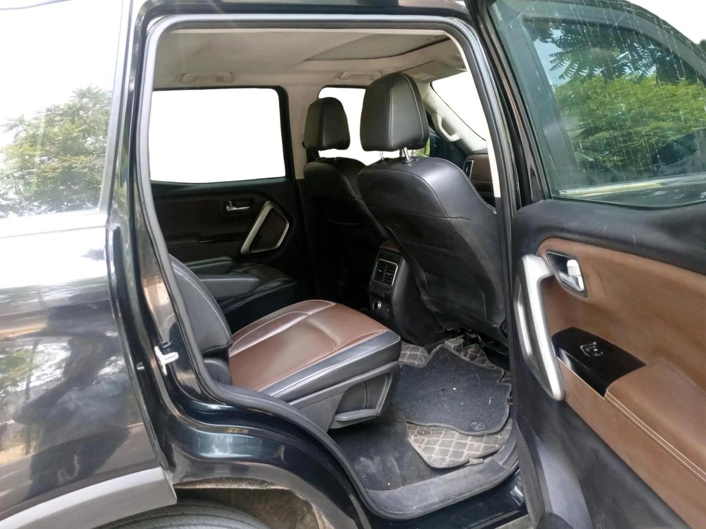 2023 Mahindra SCORPIO-N Z8 L DIESEL AT 2WD 6 STR, Diesel, Automatic, 68,219 km, interior