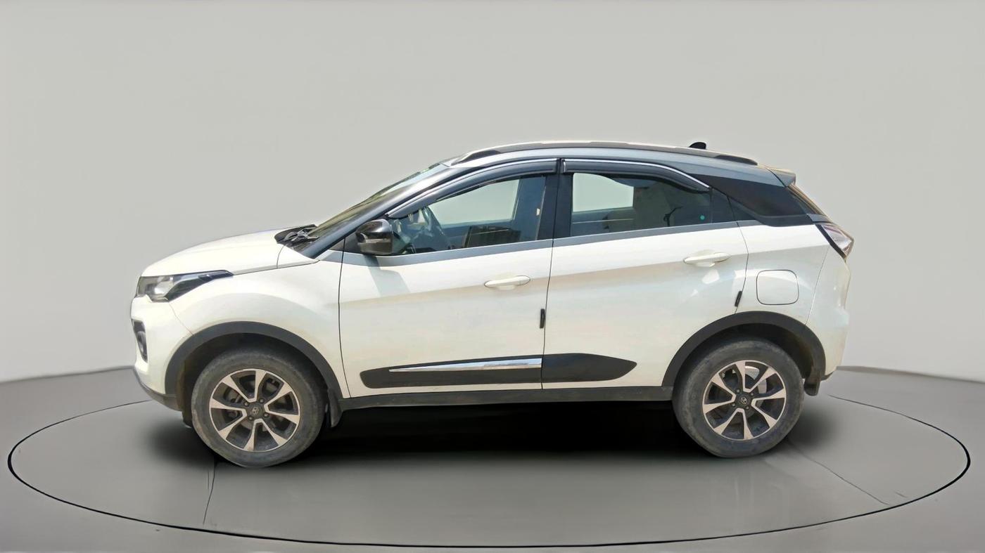 2020 Tata NEXON XZA PLUS (O) PETROL, Petrol, Automatic, 65,238 km, exterior