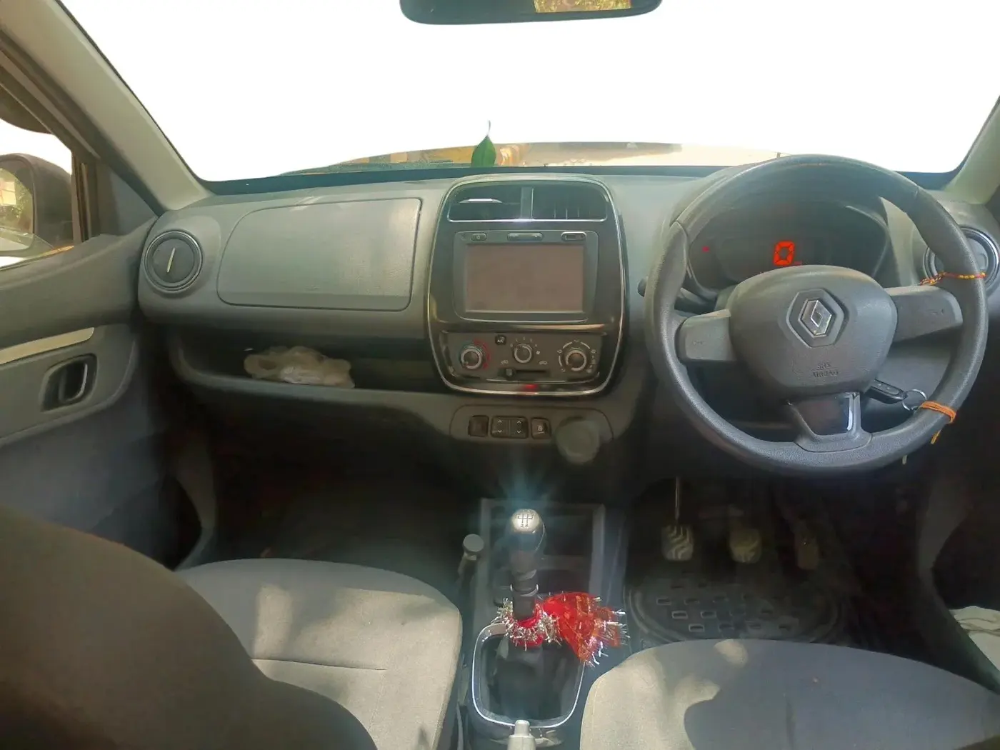 2016 Renault Kwid RXT 0.8, Petrol, Manual, 53,284 km, interior