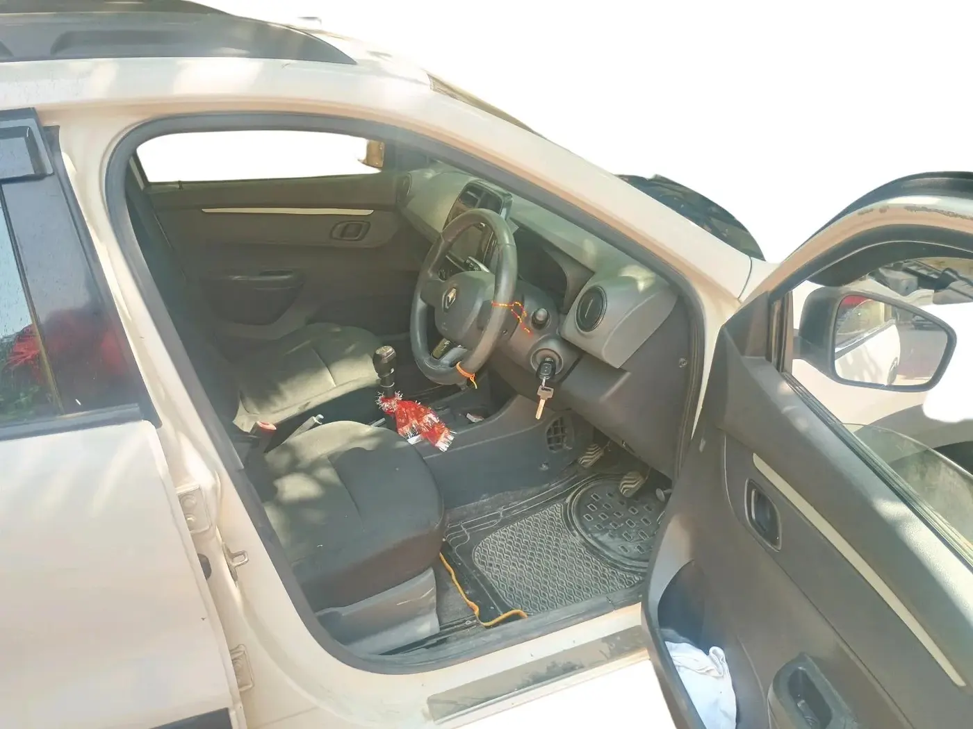 2016 Renault Kwid RXT 0.8, Petrol, Manual, 53,284 km, interior