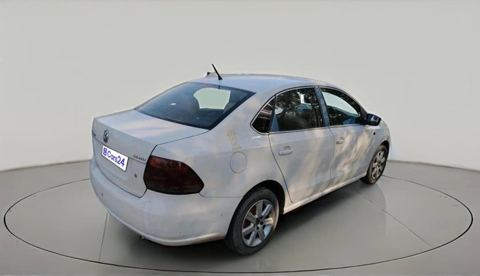 2011 Volkswagen Vento HIGHLINE 1.6 MPI, Petrol, Manual, 78,962 km, exterior