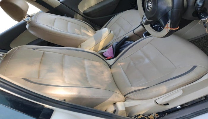 2011 Volkswagen Vento HIGHLINE 1.6 MPI, Petrol, Manual, 78,962 km, interior