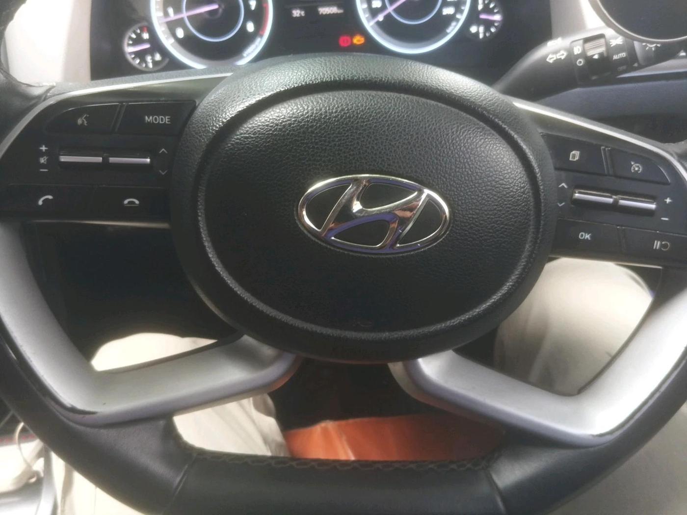 2020 Hyundai Creta SX 1.5 PETROL, CNG, Manual, 70,510 km, interior