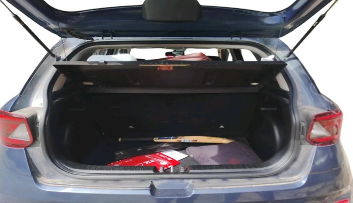 2021 Hyundai VENUE S 1.2, Petrol, Manual, 91,776 km, exterior