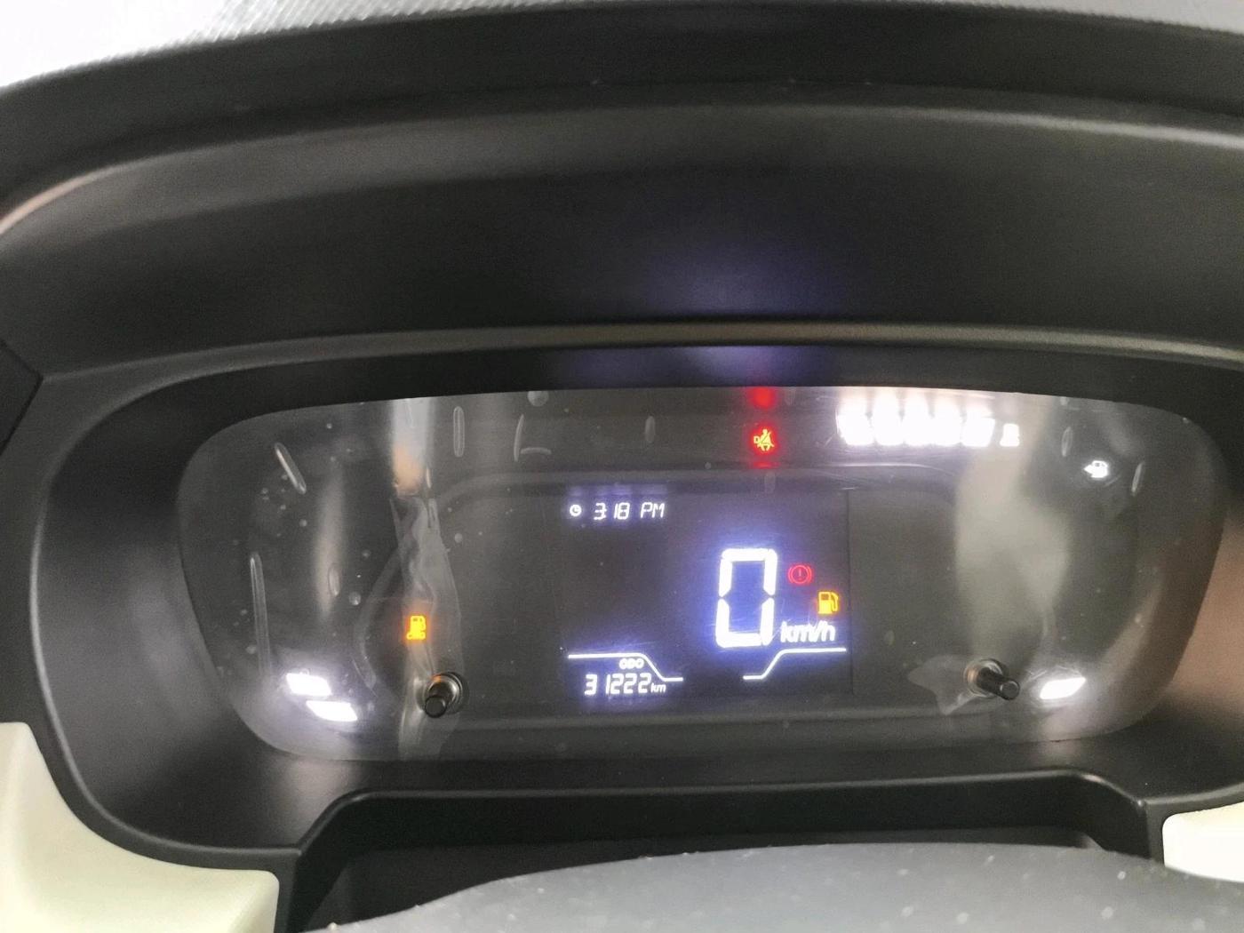 2024 Tata PUNCH PURE MT CNG, CNG, Manual, 31,222 km, interior