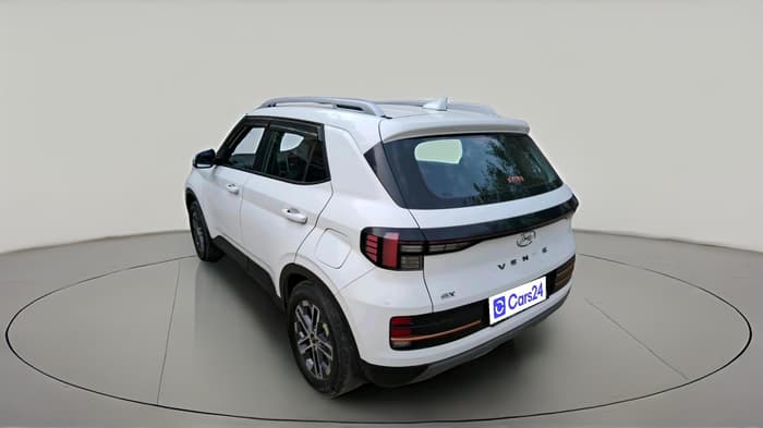 2022 Hyundai VENUE SX 1.2 PETROL, Petrol, Manual, 38,000 km, exterior