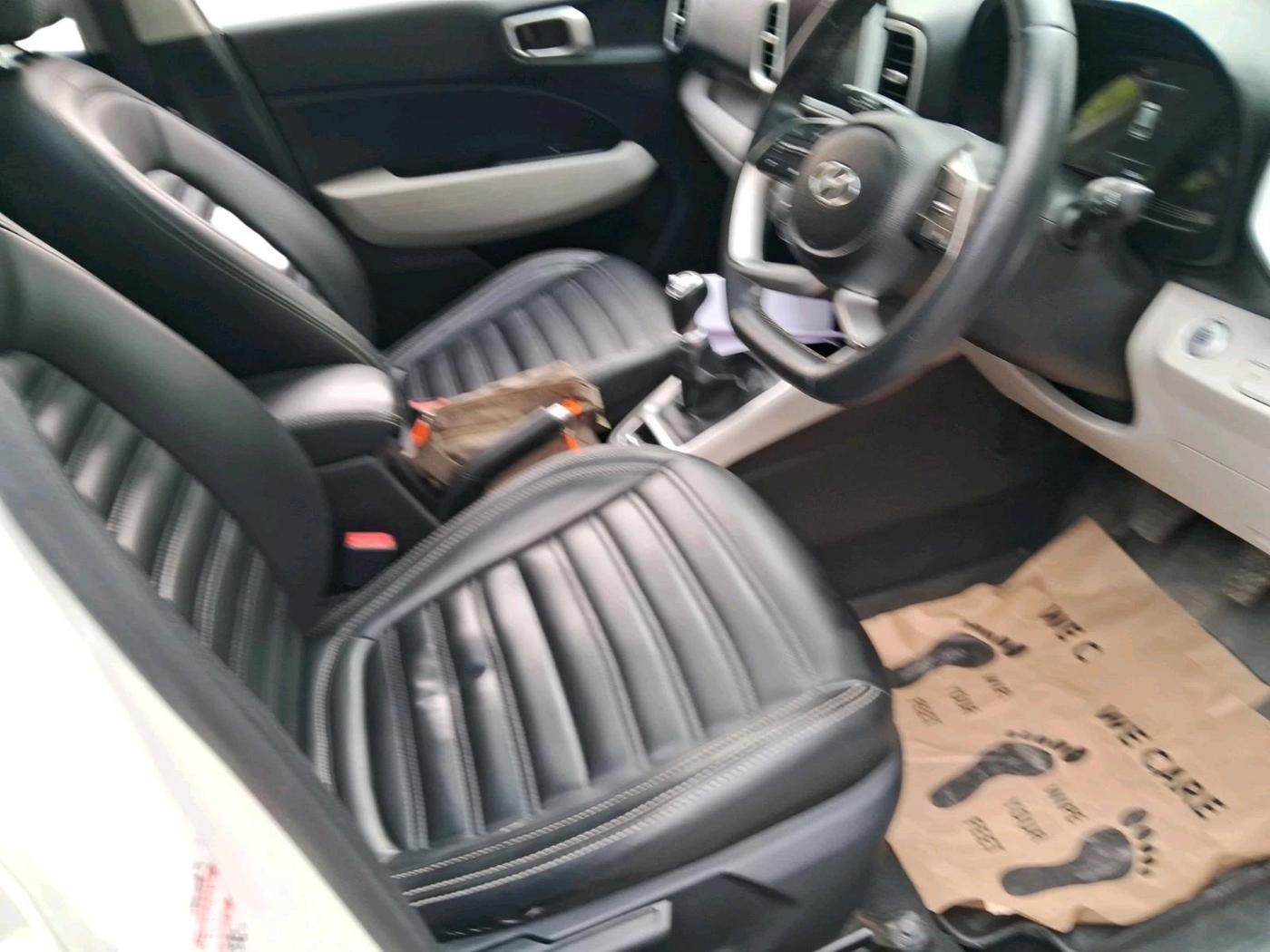 2022 Hyundai VENUE SX 1.2 PETROL, Petrol, Manual, 36,824 km, interior