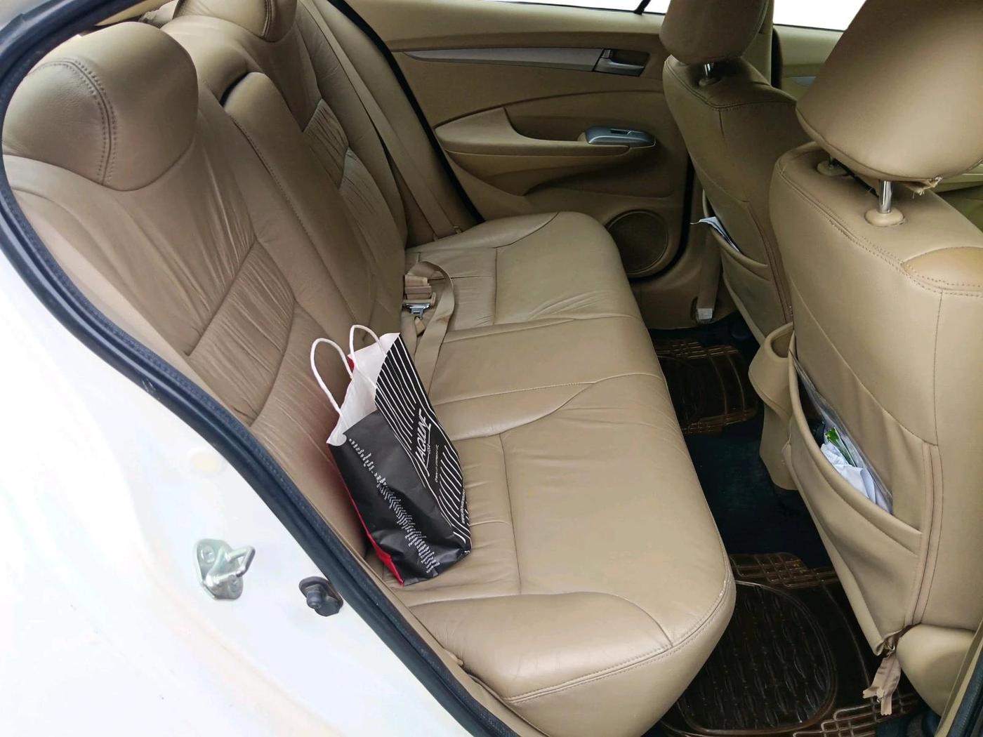 2011 Honda City 1.5L I-VTEC V AT, Petrol, Automatic, 82,981 km, interior