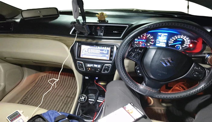 2018 Maruti Ciaz ALPHA 1.5 SHVS PETROL, Petrol, Manual, 34,390 km, interior