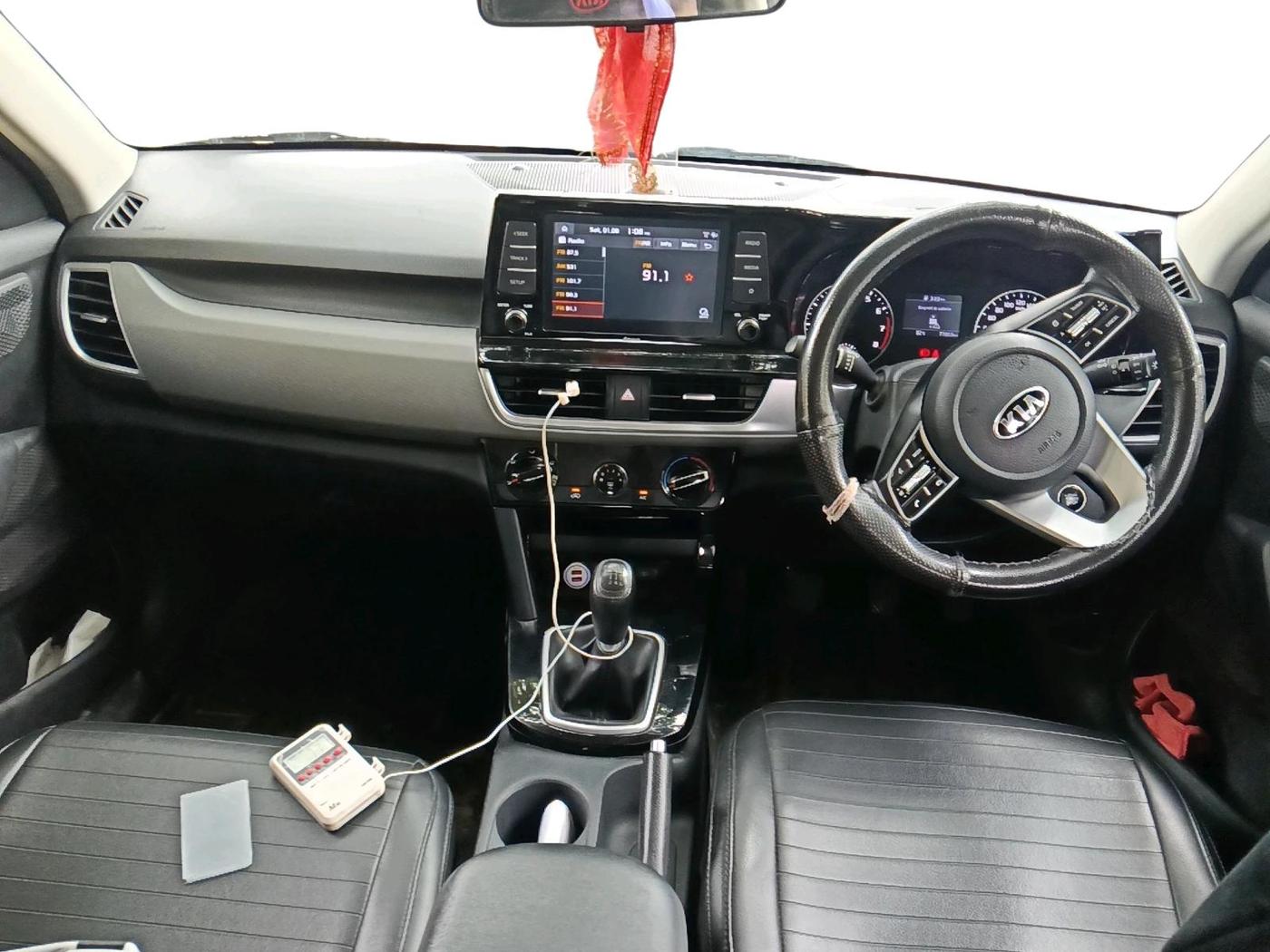2020 KIA SELTOS HTK PLUS 1.5, Petrol, Manual, 77,853 km, interior