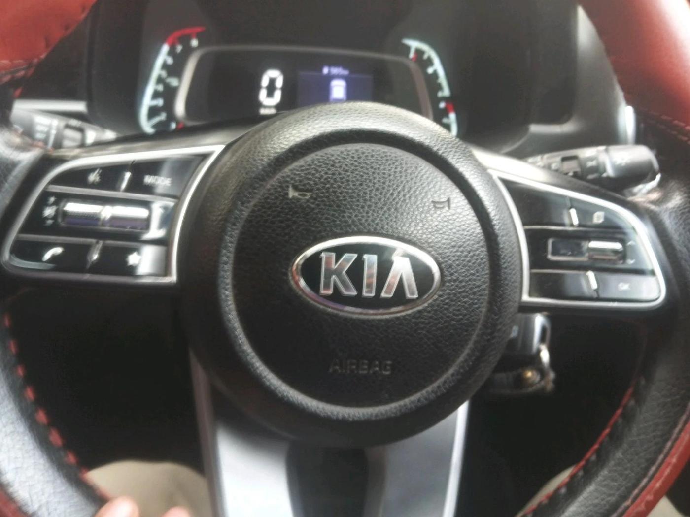 2020 KIA SONET HTK PLUS 1.2, Petrol, Manual, 93,966 km, interior