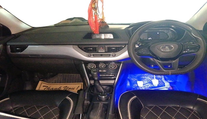 2021 Tata NEXON XM SUNROOF PETROL, Petrol, Manual, 70,217 km, interior