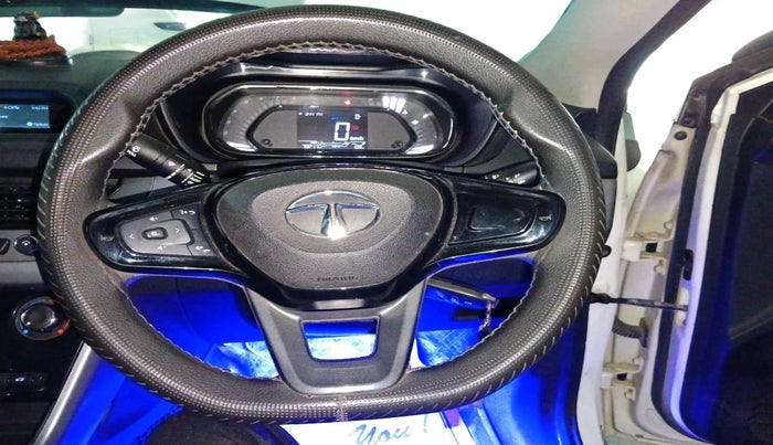 2021 Tata NEXON XM SUNROOF PETROL, Petrol, Manual, 70,217 km, interior