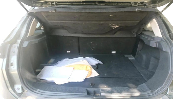 2020 Tata Harrier XZA PLUS 2.0L, Diesel, Automatic, 1,15,950 km, exterior