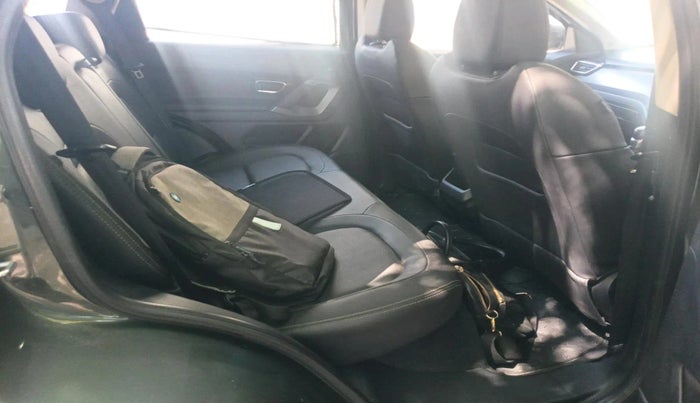 2020 Tata Harrier XZA PLUS 2.0L, Diesel, Automatic, 1,15,950 km, interior