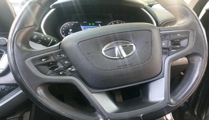 2020 Tata Harrier XZA PLUS 2.0L, Diesel, Automatic, 1,15,950 km, interior