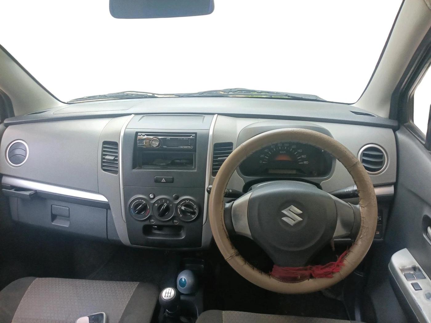 2011 Maruti Wagon R 1.0 LXI CNG, CNG, Manual, 2,22,573 km, interior
