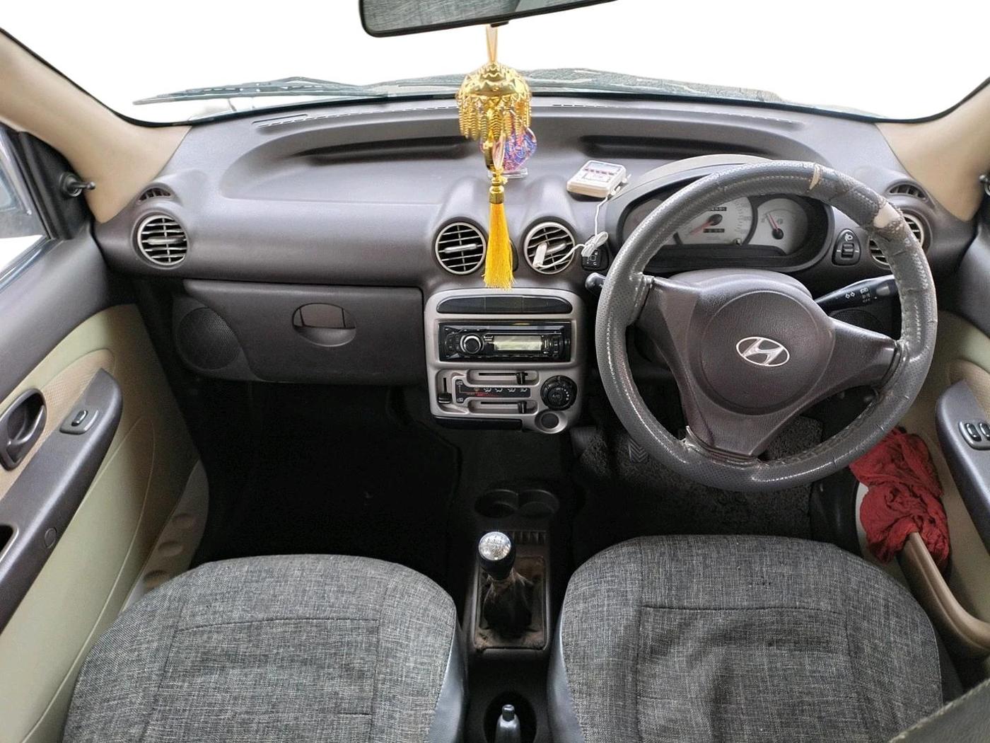 2013 Hyundai Santro Xing GLS, CNG, Manual, 1,64,595 km, interior