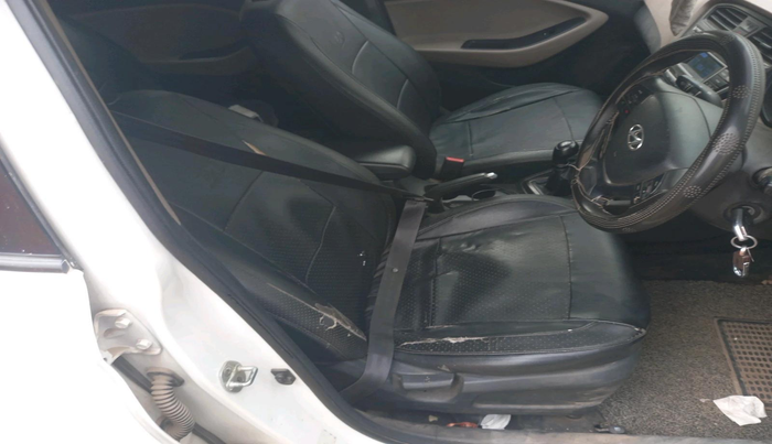 2015 Hyundai i20 SPORTZ 1.4 AT, Petrol, Automatic, 79,373 km, interior