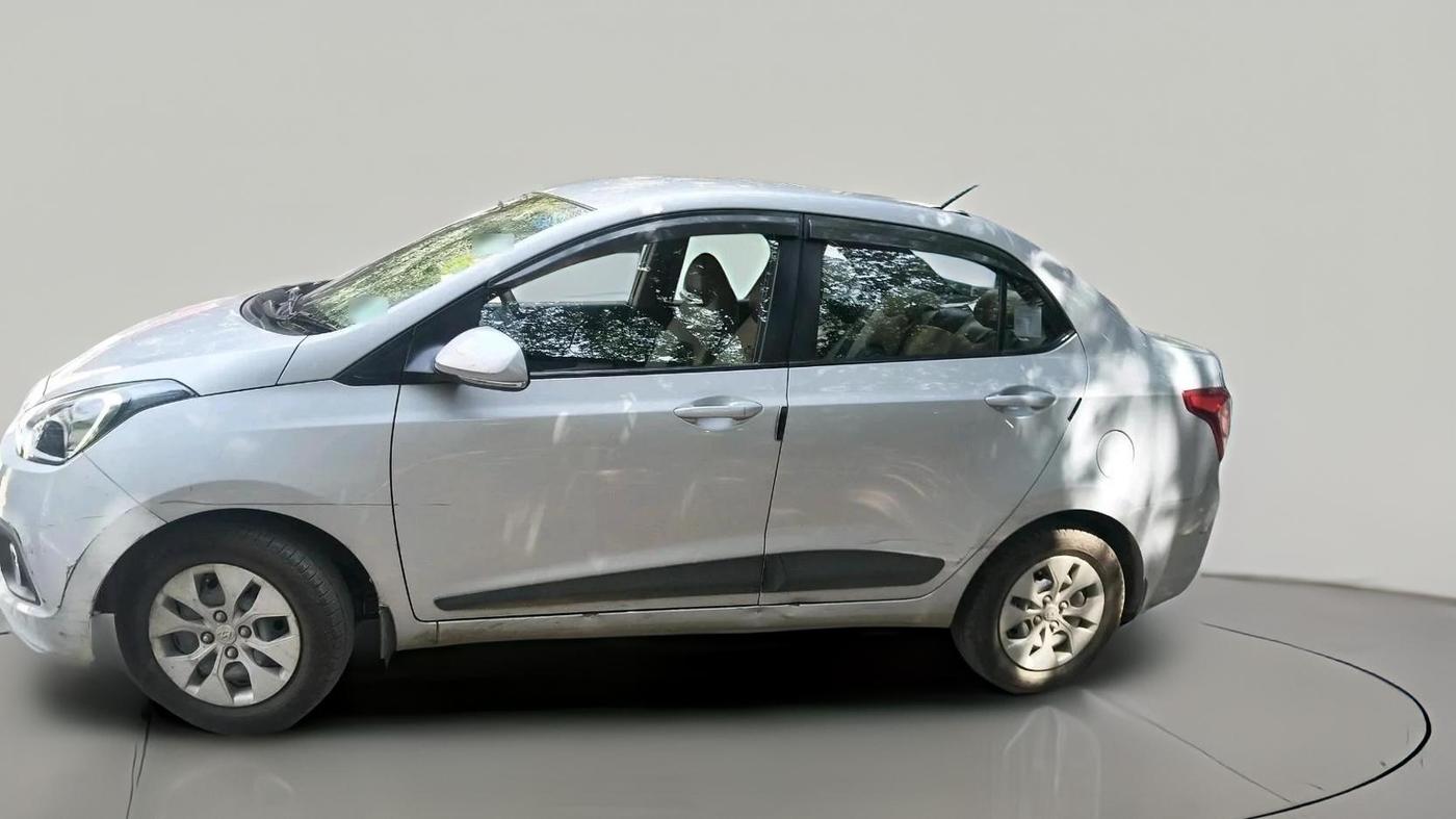 2015 Hyundai Xcent S 1.2, Petrol, Manual, 42,804 km, exterior