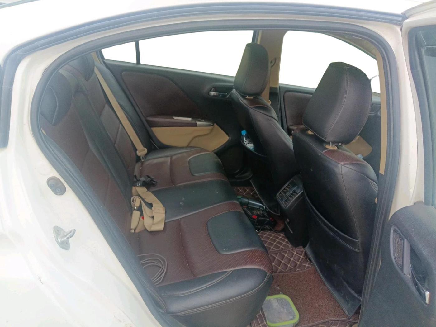 2014 Honda City 1.5L I-VTEC V MT, CNG, Manual, 1,54,826 km, interior
