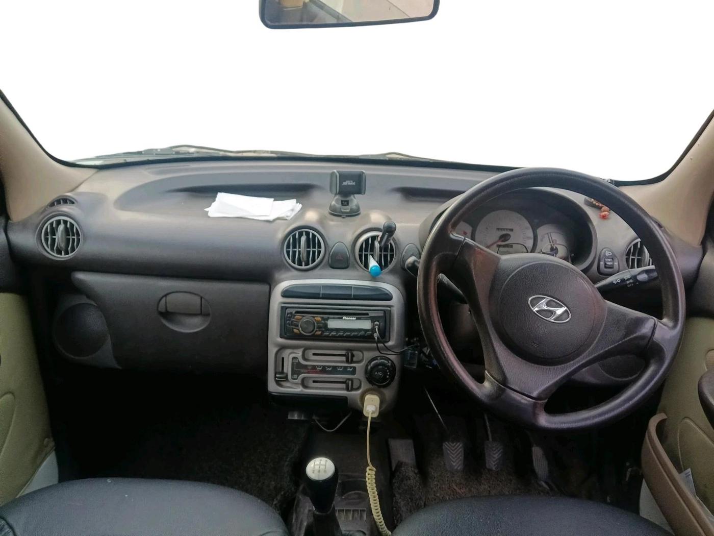 2011 Hyundai Santro Xing GLS, CNG, Manual, 2,55,884 km, interior
