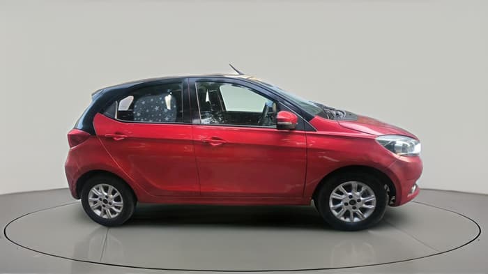 2017 Tata Tiago XZA PETROL, Petrol, Automatic, 63,087 km, exterior