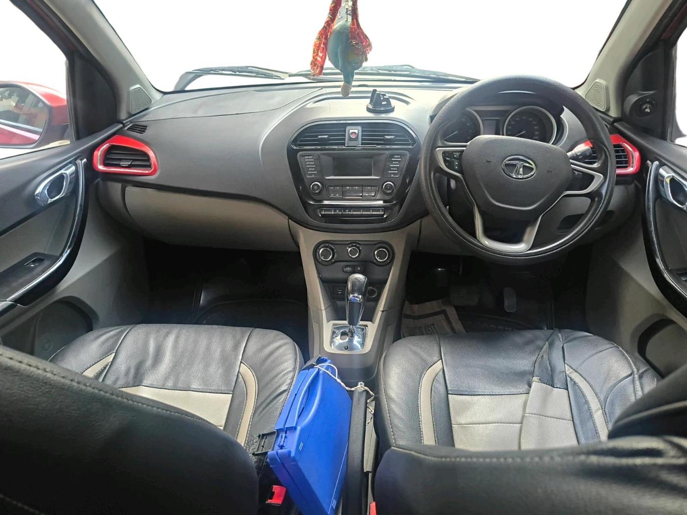 2017 Tata Tiago XZA PETROL, Petrol, Automatic, 63,087 km, interior