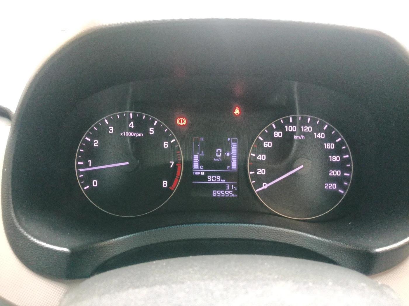 2018 Hyundai Creta E PLUS 1.6 PETROL, Petrol, Manual, 89,595 km, interior